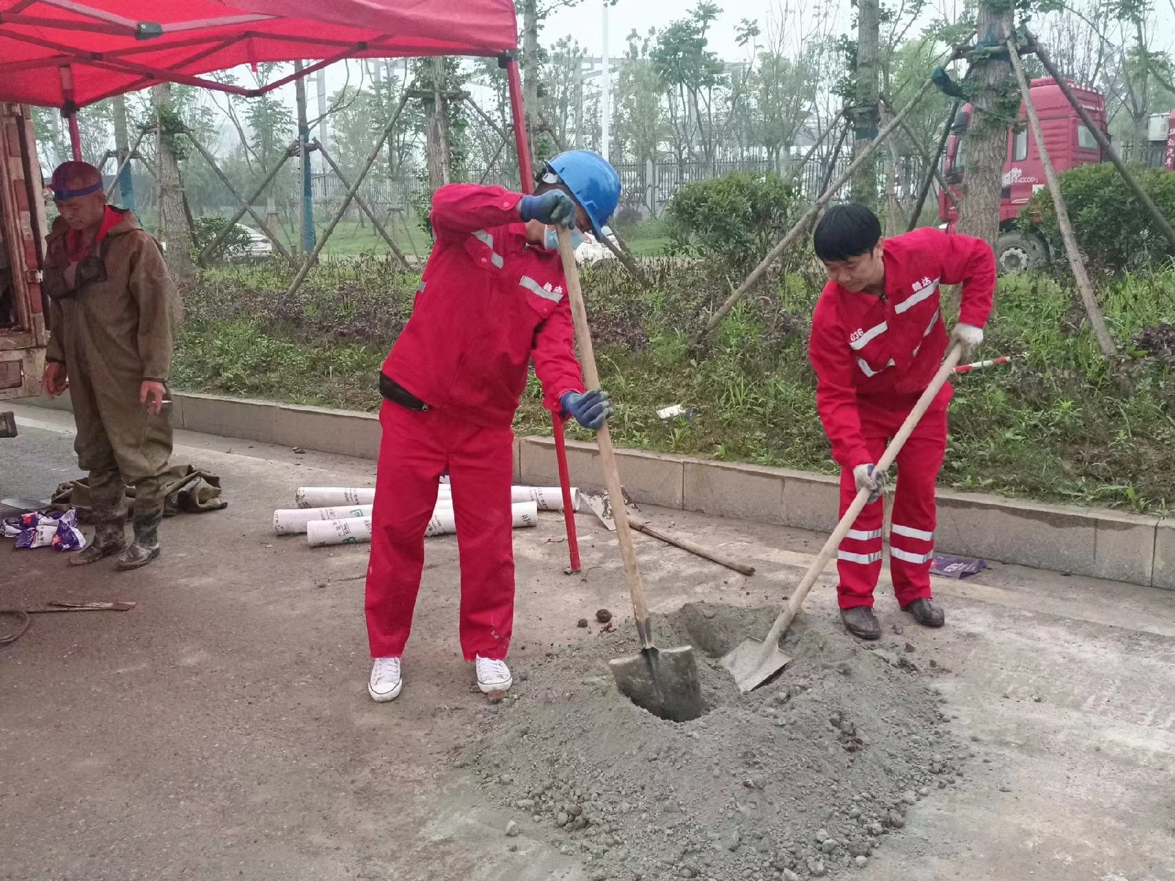 萝北管道疏通哪家好】及时进行市政管道清淤